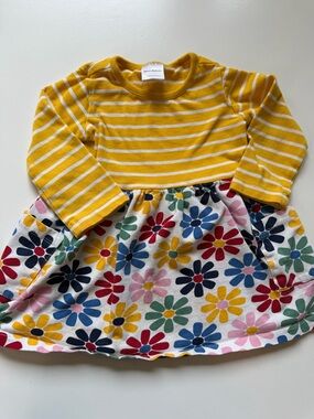 Hanna Andersson Yellow Striped Top with Multicolor Daisy Skirt Dress
